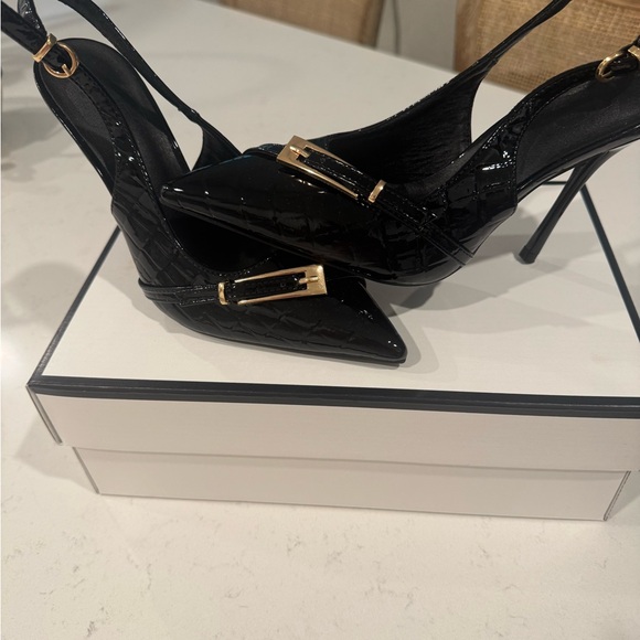 Elegant Black Slingback Heels
NWOT/ BRAND NEW - Picture 6 of 11